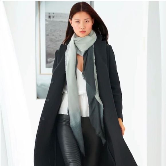CUSHNIE Horizon Ombre Scarf Wrap Women’s Oversized Grey Black Luxury Black Owned - Picture 1 of 6